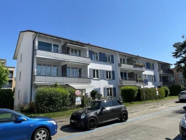 Wohnung mieten in Seebach, Zürich