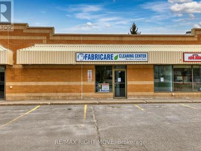 Commercial for rent in Orillia, Ontario