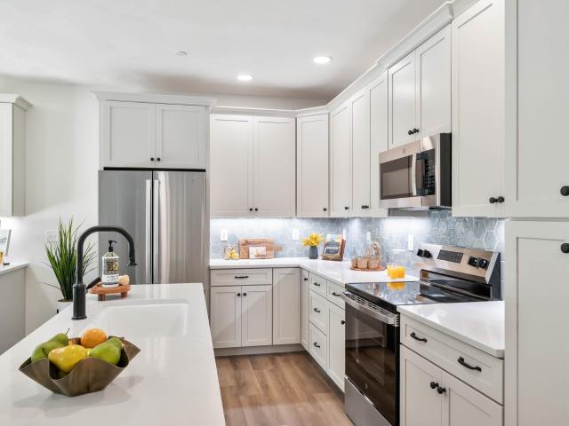 Condo for sale in Pinardville, Goffstown