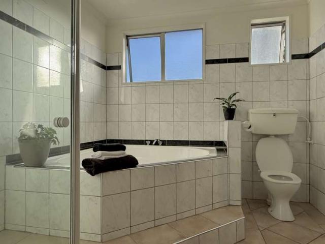 House for sale in Otakou