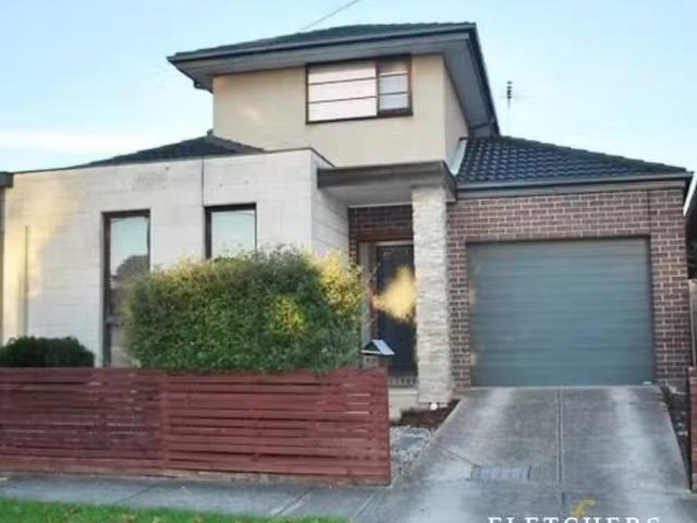 House for rent in Burwood