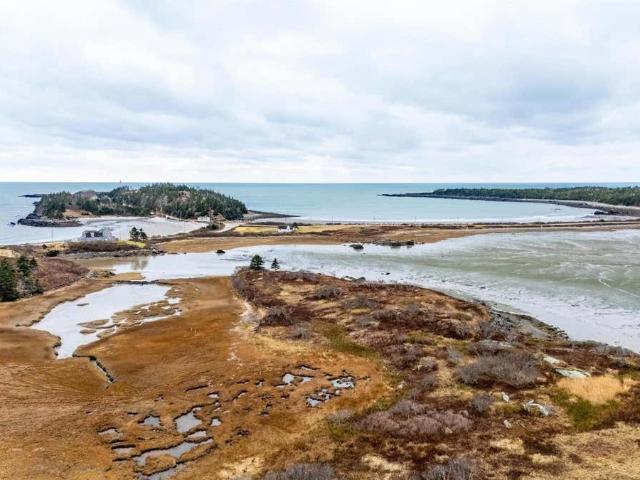 Land for sale in Cape Forchu, Nova Scotia