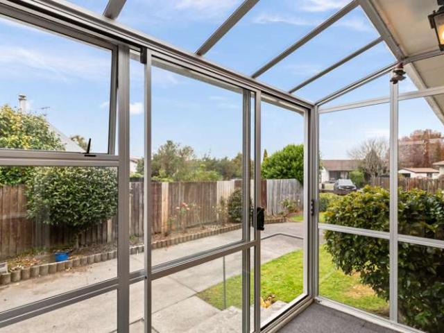 House for sale in Chaslands, Canterbury