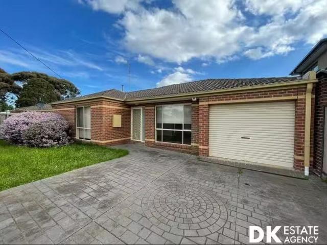 House for rent in Albion, Victoria