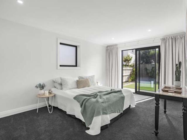 House for sale in Days Bay, Wellington