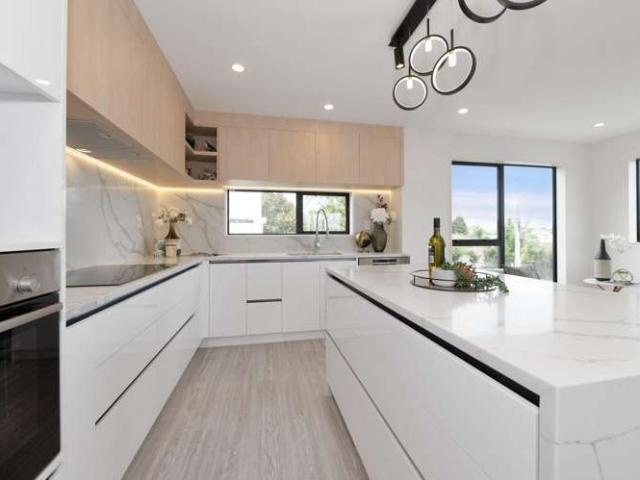 Townhouse for rent in Mount Roskill