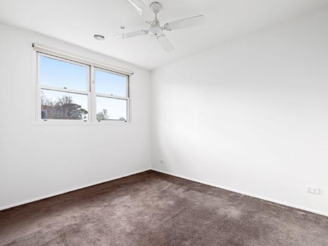 Townhouse for rent in Camerons Creek, Victoria