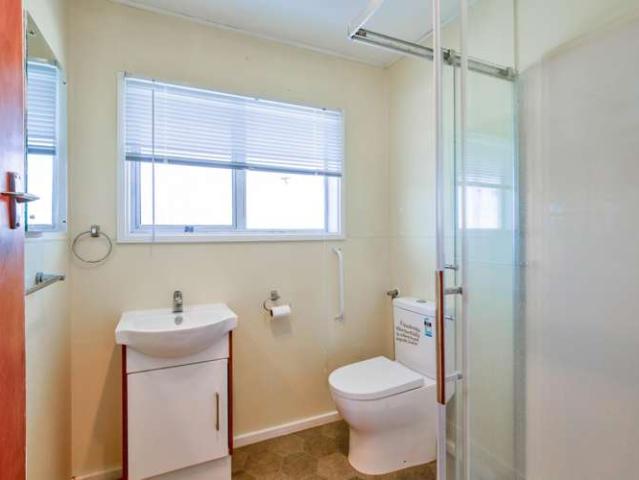 House for sale in Chaslands, Canterbury