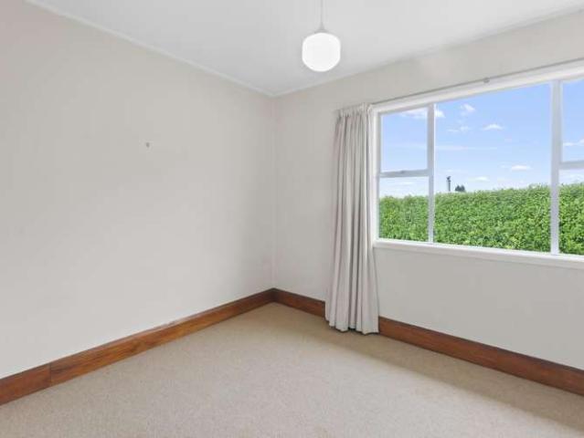 House for sale in Otakou
