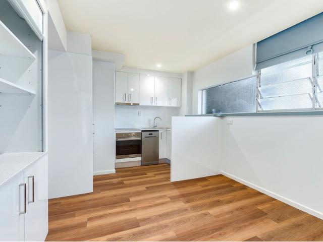 Apartment for rent in Toombul, Queensland