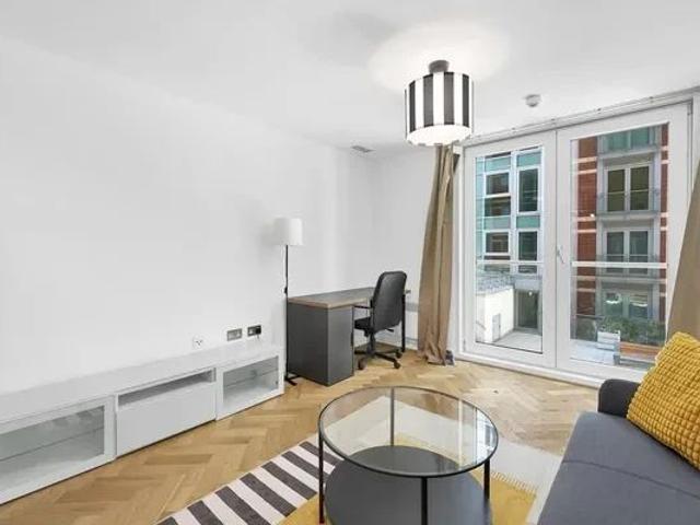 Apartment for rent in London Borough of Lambeth, Greater London