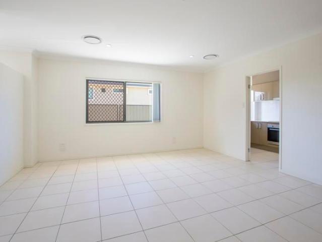 Townhouse for rent in Fernbrook, Queensland