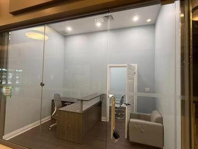 Commercial for rent in York, Ontario