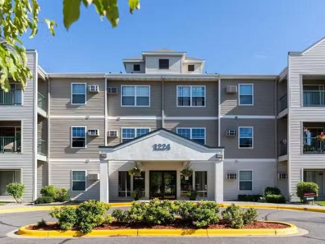 Condo for sale in Shakopee Condo for sale in Shakopee