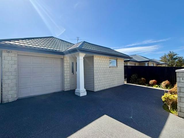 House for rent in Chaslands, Canterbury