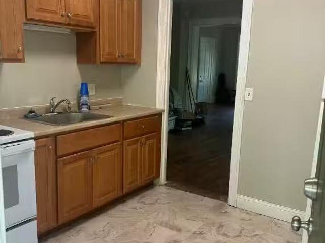 Condo for rent in Vernon Rockville