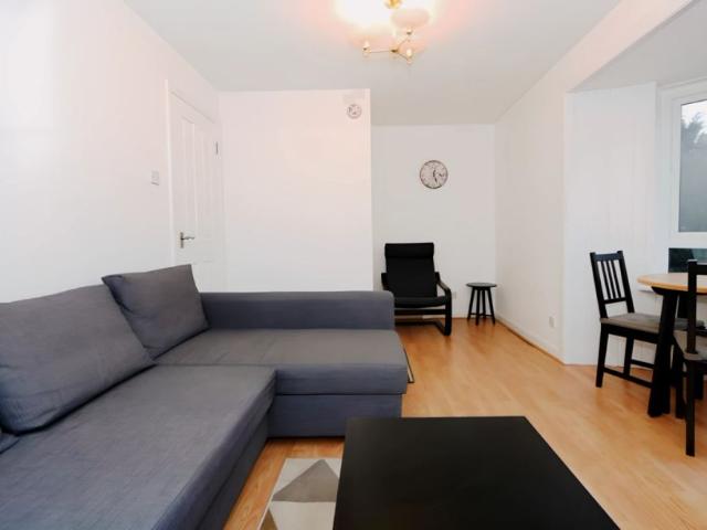 Apartment for rent in Sandyford, Scotland