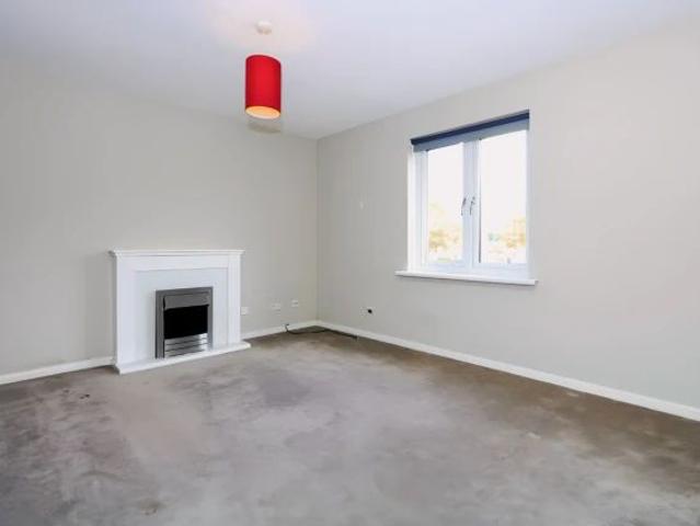 Apartment for rent in Summerston, Scotland