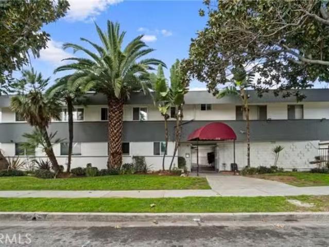 Condo for rent in Inglewood