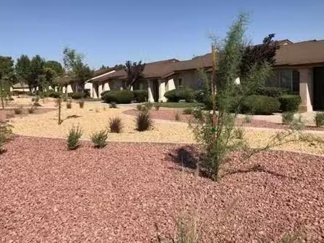 Condo for rent in Ontario