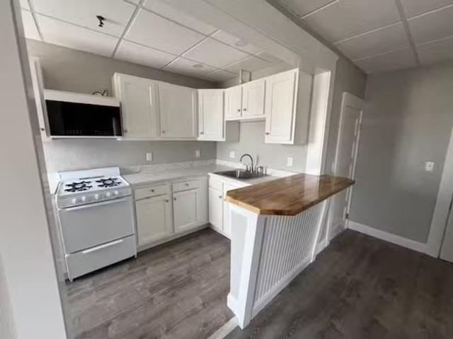 Condo for rent in Beverly