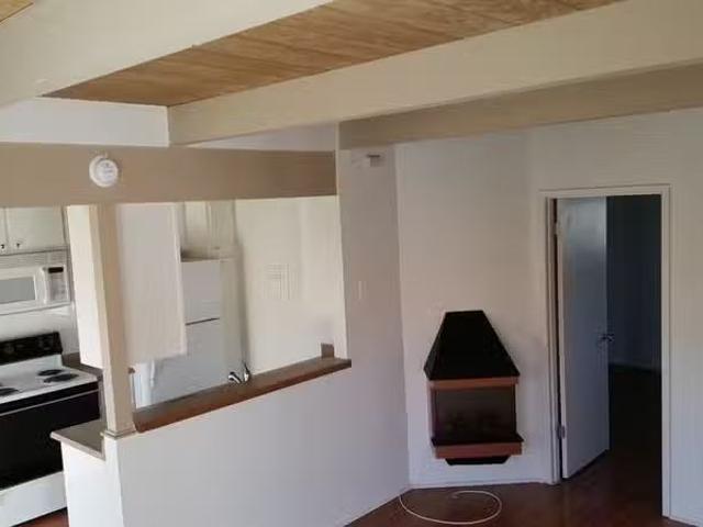 Condo for rent in Goleta, California