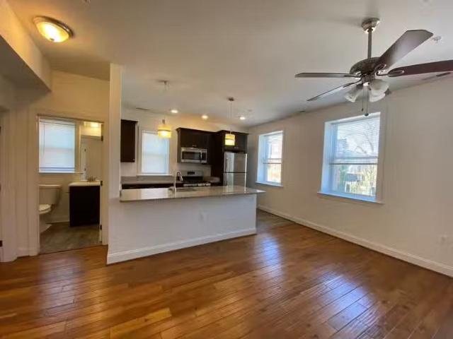 Condo for rent in Baltimore