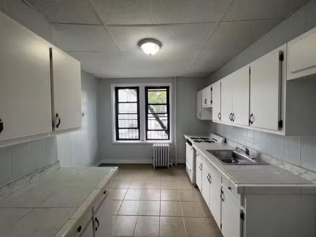 Condo for rent in Bayonne Condo for rent in Bayonne