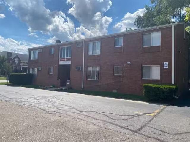 Condo for rent in Royal Oak