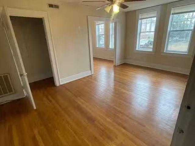 Condo for rent in Birmingham