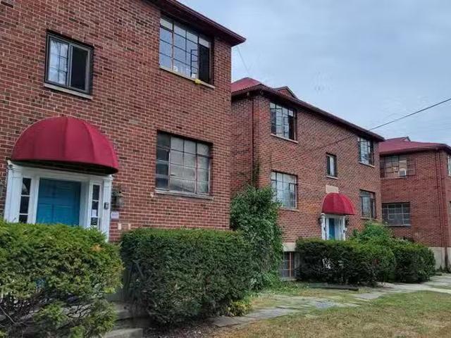 Condo for rent in Dayton