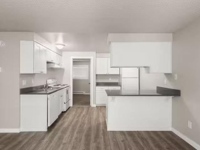 Condo for rent in Portland