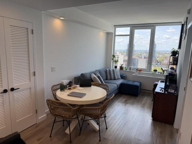 Room for rent in Arverne, New York