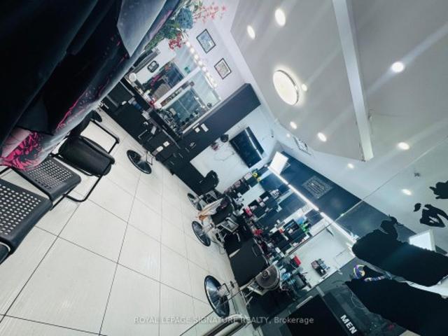 Commercial for sale in Malton, Mississauga