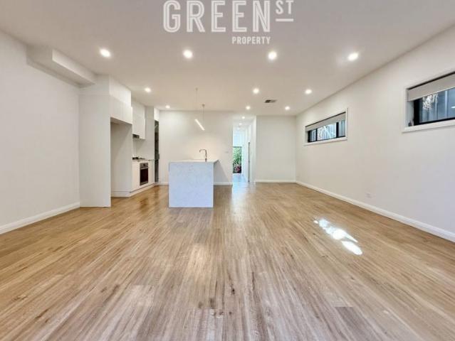 Townhouse for rent in Charlestown, Newcastle-Maitland
