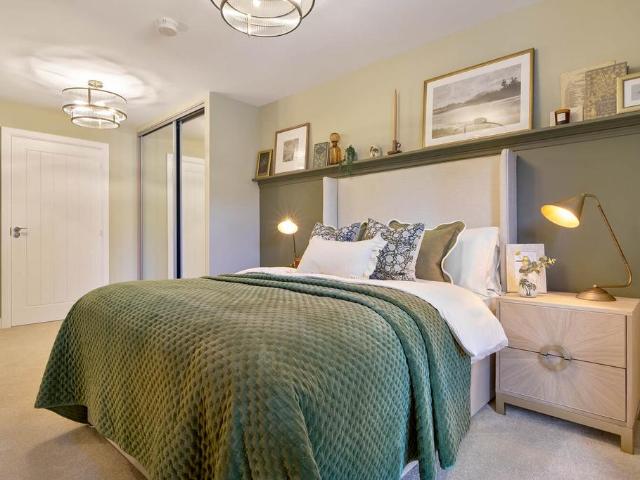 Apartment for rent in Crumbles, Eastbourne