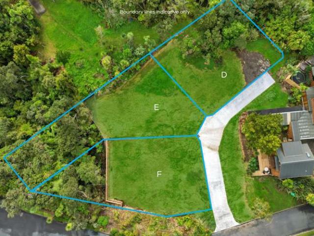 Land for sale in Paremoremo