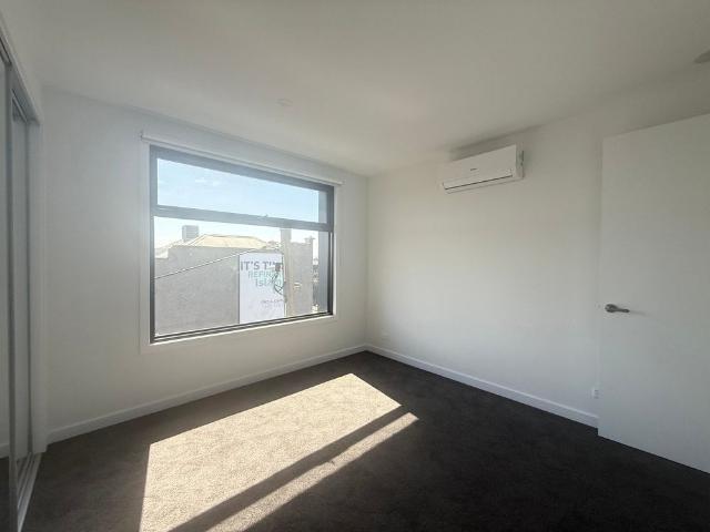 Townhouse for rent in Camerons Creek, Victoria
