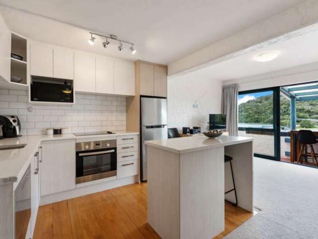 Apartment for sale in Waiwera
