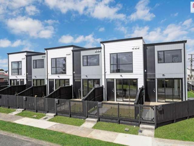 Townhouse for sale in Owhata