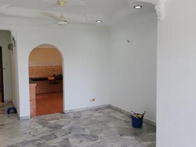 Apartment for sale in Country Heights Damansara, Kuala Lumpur