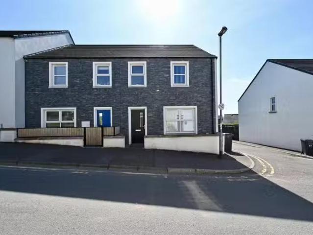House to rent in Gorteeny, Connacht