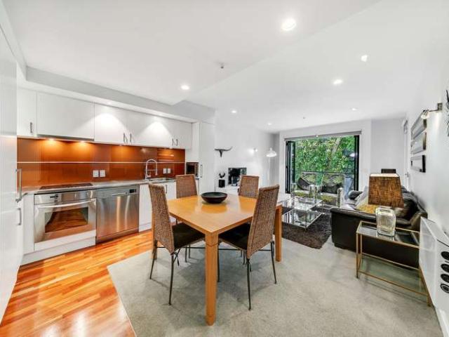 Apartment for sale in Auckland, Oroua County