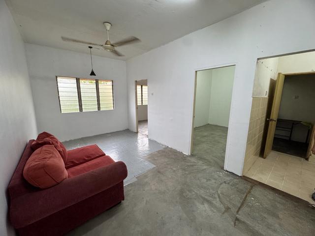 Flat for sale in Petaling, Alam Impian