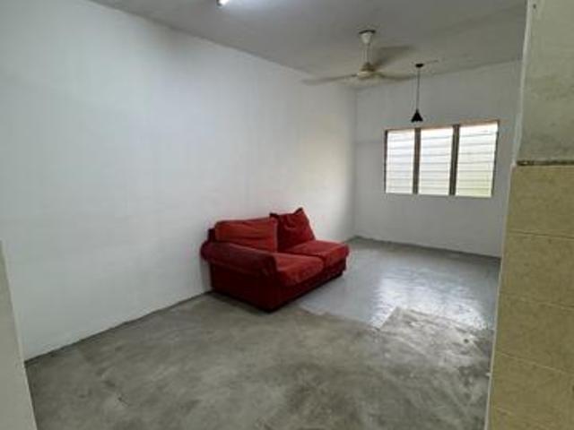 Flat for sale in Petaling, Alam Impian