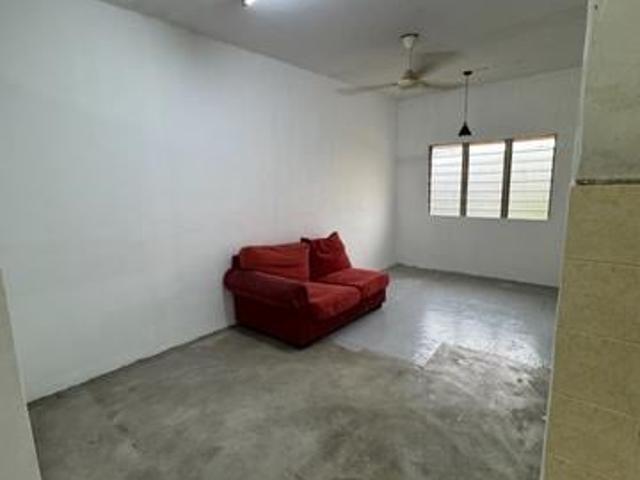 Flat for sale in Petaling, Alam Impian