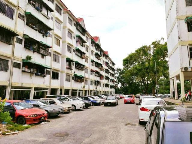 Flat for sale in Petaling, Damansara Damai