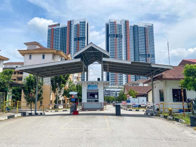 Apartment for sale in Petaling, Damansara Damai