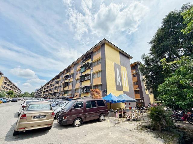 Flat for sale in Country Heights Damansara, Kuala Lumpur