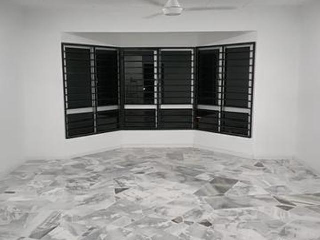 Apartment for sale in Langat, Selangor